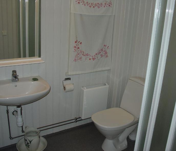 Bjoerka Storgard B&B Motala Quarto foto